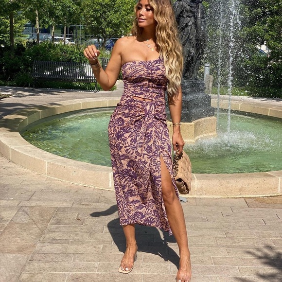 Zara Dresses & Skirts - ZARA Printed Co-ord Sarong Skirt Set